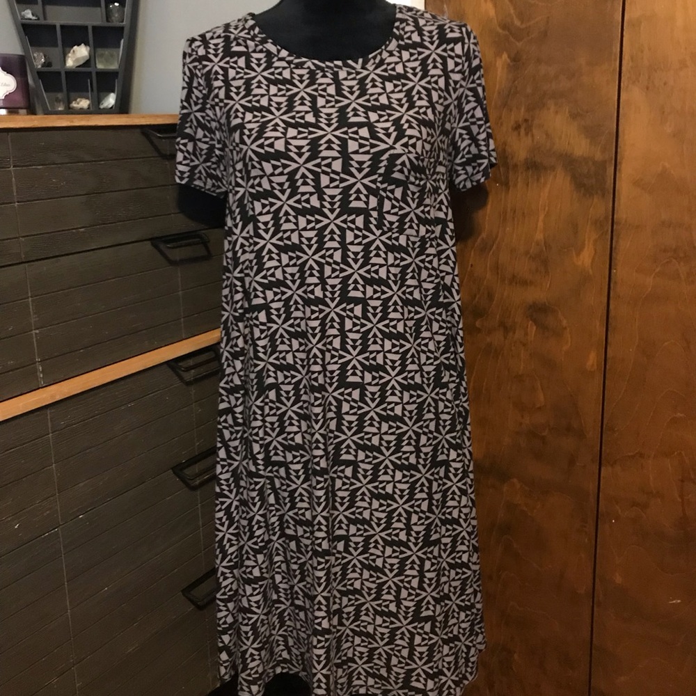 LuLaRoe Carly
